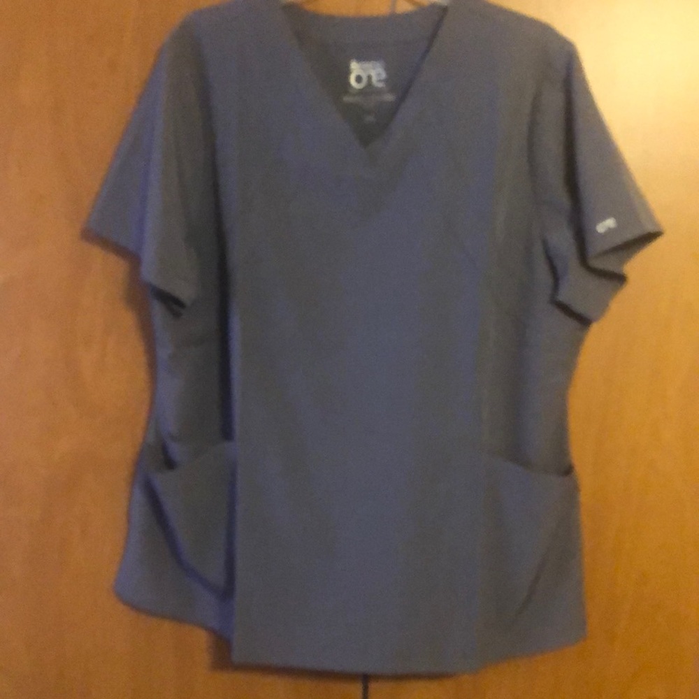 NWOT Barco Womens V-Neck Scrub Top in Grey 2XL